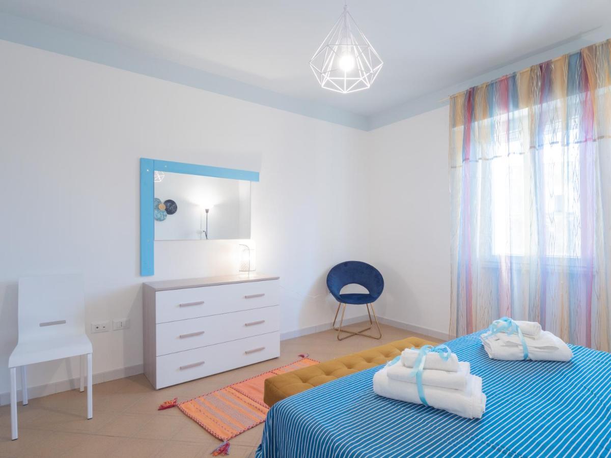 Salento 4 Stars - Blue & Yellow Squinzano Eksteriør billede